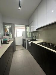Sengkang West Way (Sengkang),  #581941431